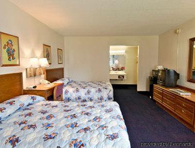 Super 8 By Wyndham Florence Sc I-95 North - Hwy 76 Номер фото
